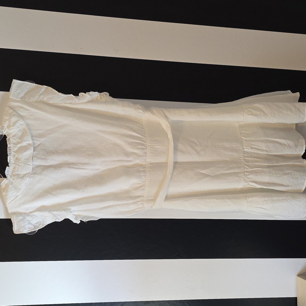 Stylish White Ruffle Dress - Picture 6 of 7